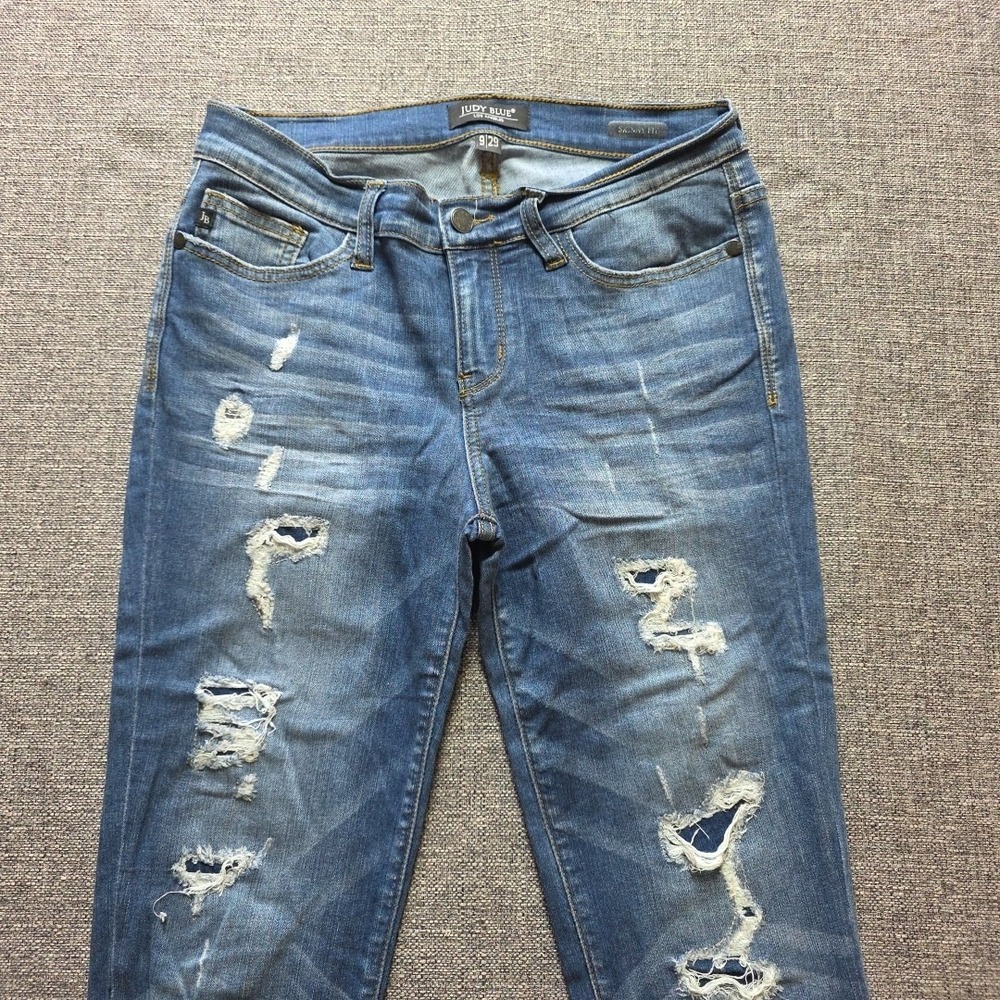 Judy Blue Jeans 9/29 Patched Rip Skinny Jeans Stretch Mid Rise Raw Hem JB8240MD